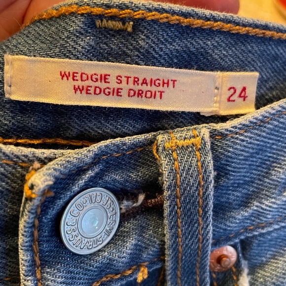 Levi's Wedgie Straight 100% cotton jeans size 24 - Picture 14 of 15